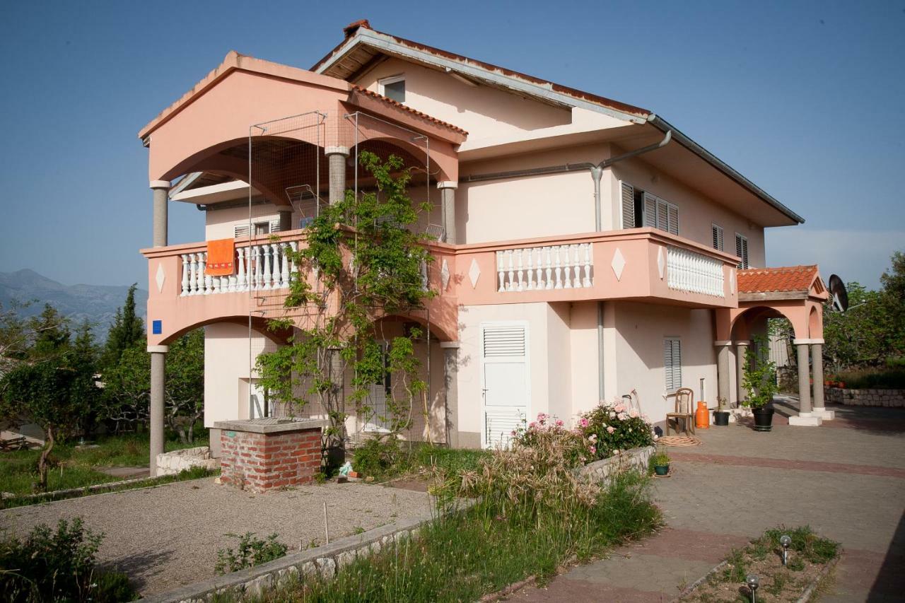 Apartman Ana Radovin Luaran gambar