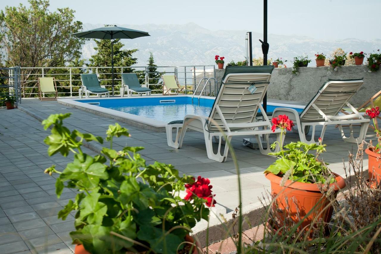 Apartman Ana Radovin Luaran gambar