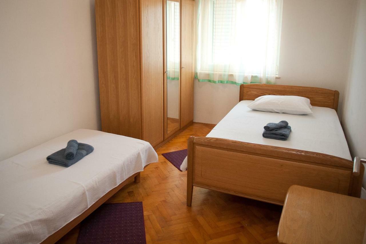 Apartman Ana Radovin Luaran gambar