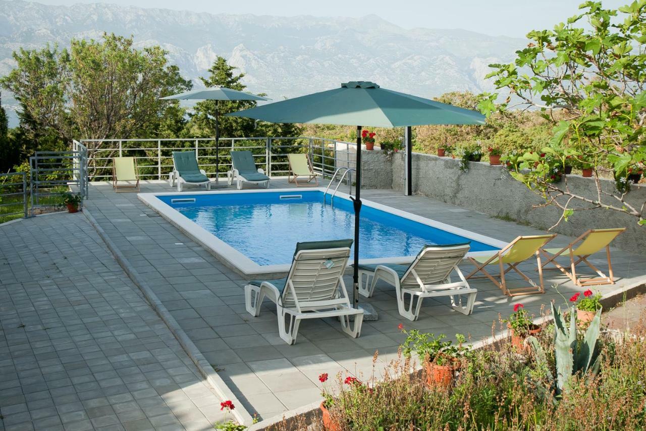 Apartman Ana Radovin Luaran gambar